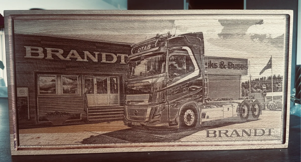 Produktbild p&aring; sk&auml;rbr&auml;da med motiv fr&aring;n Brandt